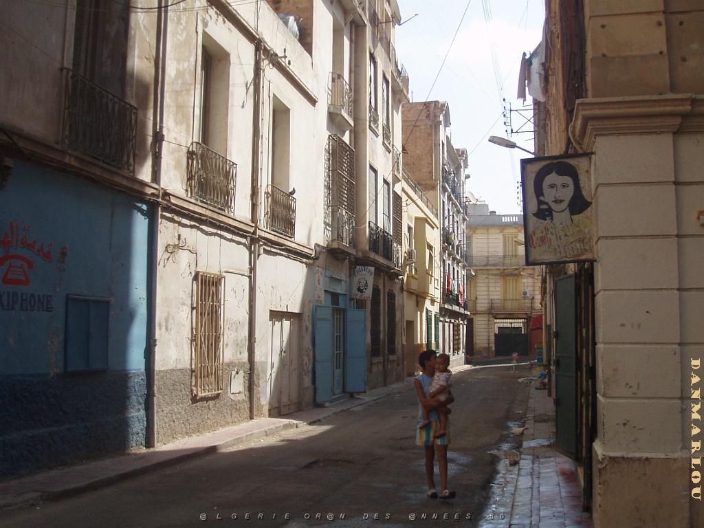 ORAN AOUT 2006 RUE DE LILLE SOUS RUE ADJ GABAIG.jpg